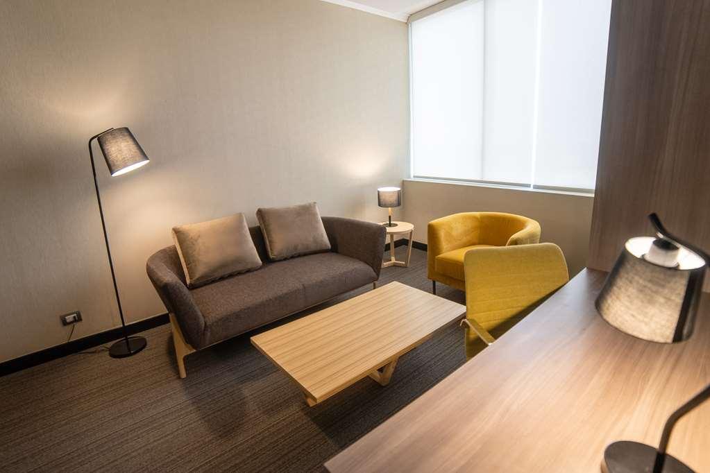 Doubletree By Hilton Trujillo Hotel Encalada Szoba fotó