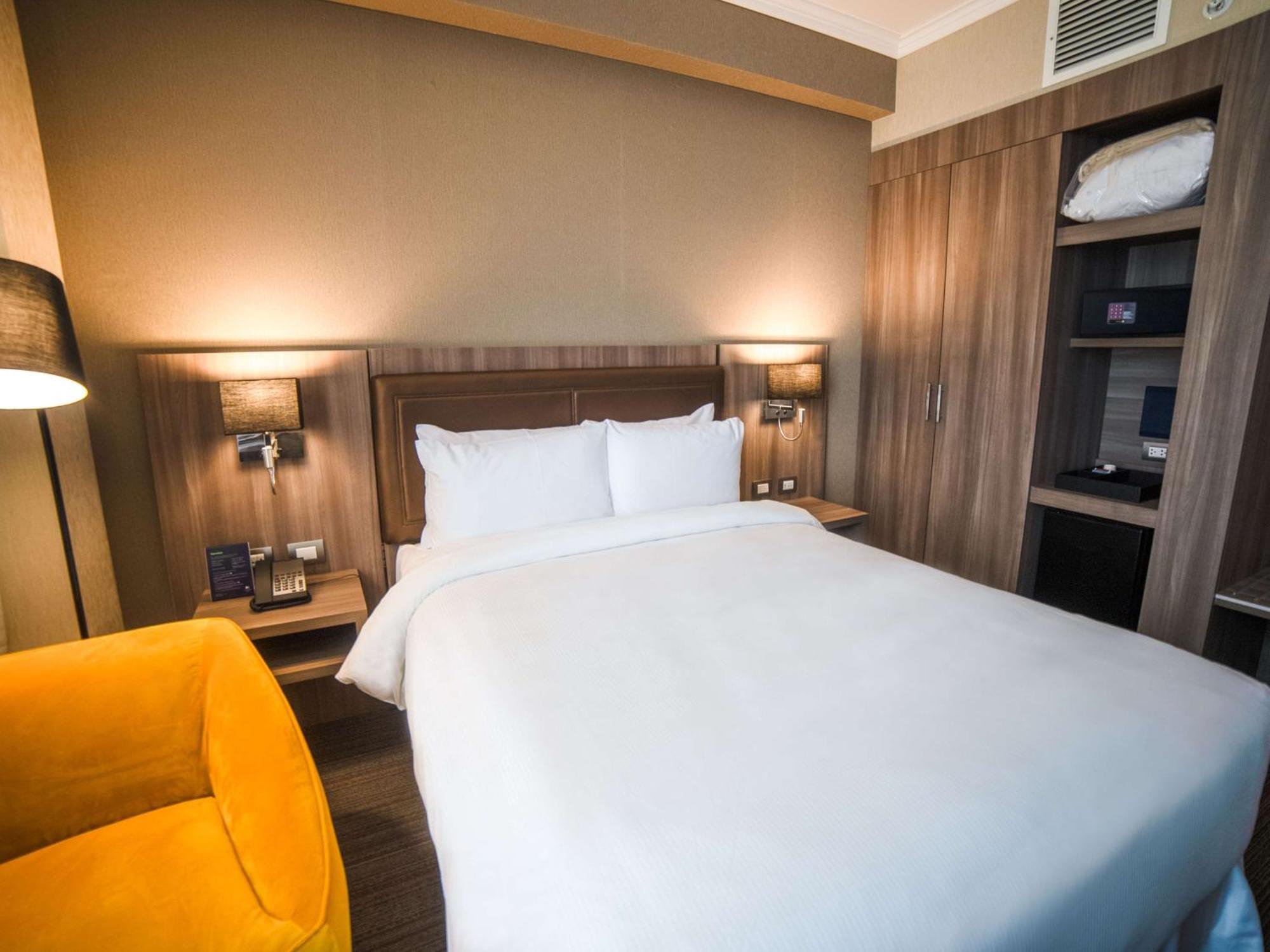 Doubletree By Hilton Trujillo Hotel Encalada Kültér fotó
